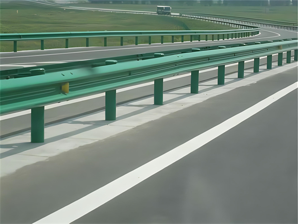 梅州波形梁护栏在高速公路的应用