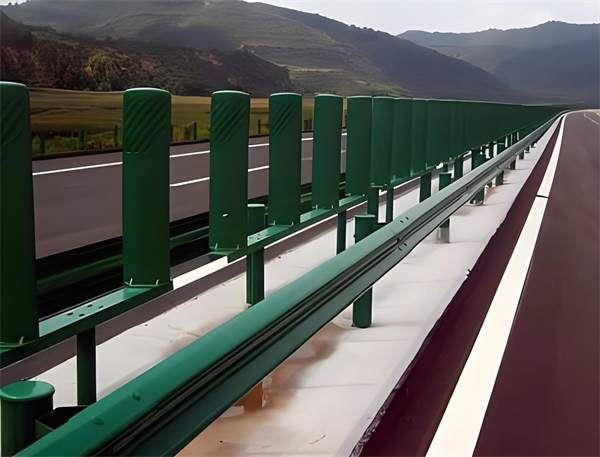 梅州三波护栏板在高速公路的应用